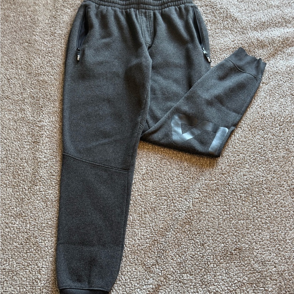Men’s Fila Size Large Black Sweat Pants with Fila Logo Design